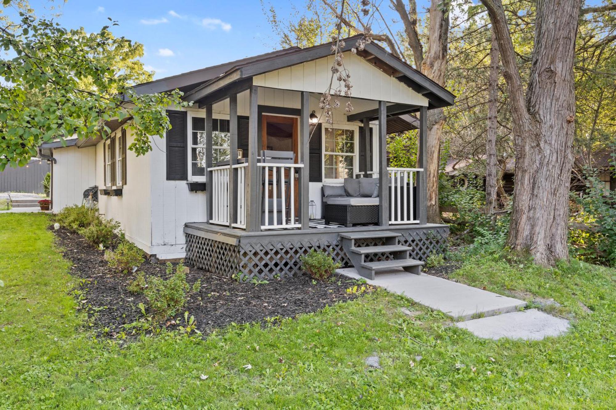 Cozy Home W/ King Bed & Lake Access Canandaigua Zewnętrze zdjęcie